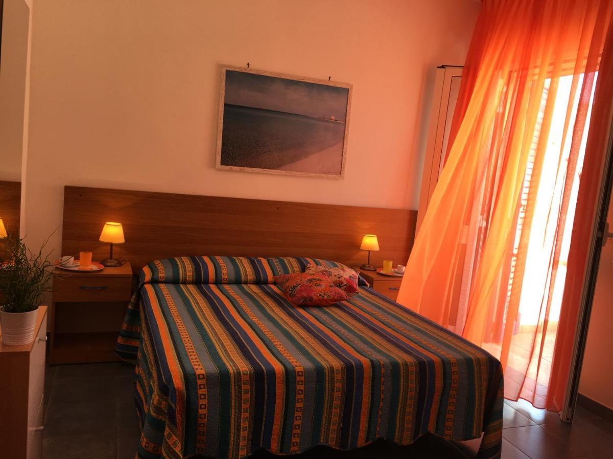 Samarcanda Camere E Appartamenti Porto Cesareo Eksteriør billede